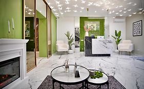 Hide Park Hotel
